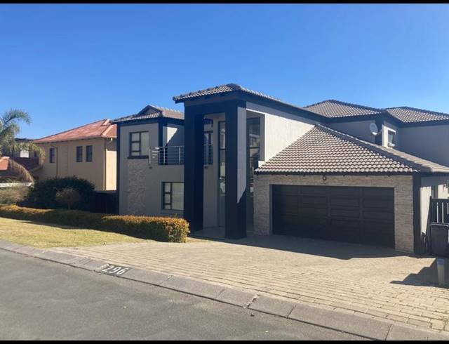 4 BEDROOM PROPERTY TO RENT IN KYALAMI